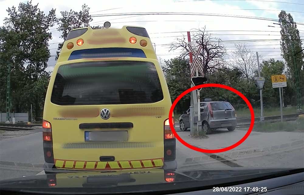 VIDEÓ: Rémes egy átjáró, de van aki megoldja! | Túlélőtúra Kőbányán…