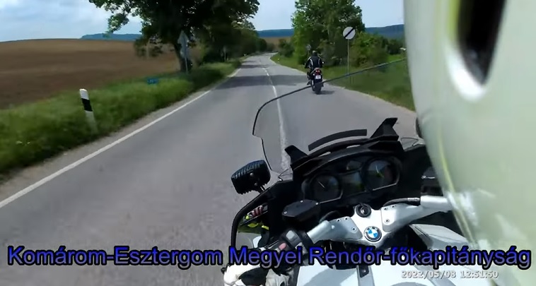 VIDEÓ: Motorosok egyik közkedvelt helyén, a héregi szerpentinen razziáztak a rendőrök