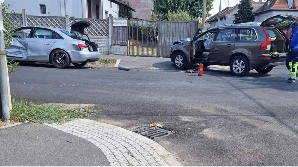 Öt gyermeket kellett kórházba szállítani – A STOP táblát hagyta figyelmen kívül