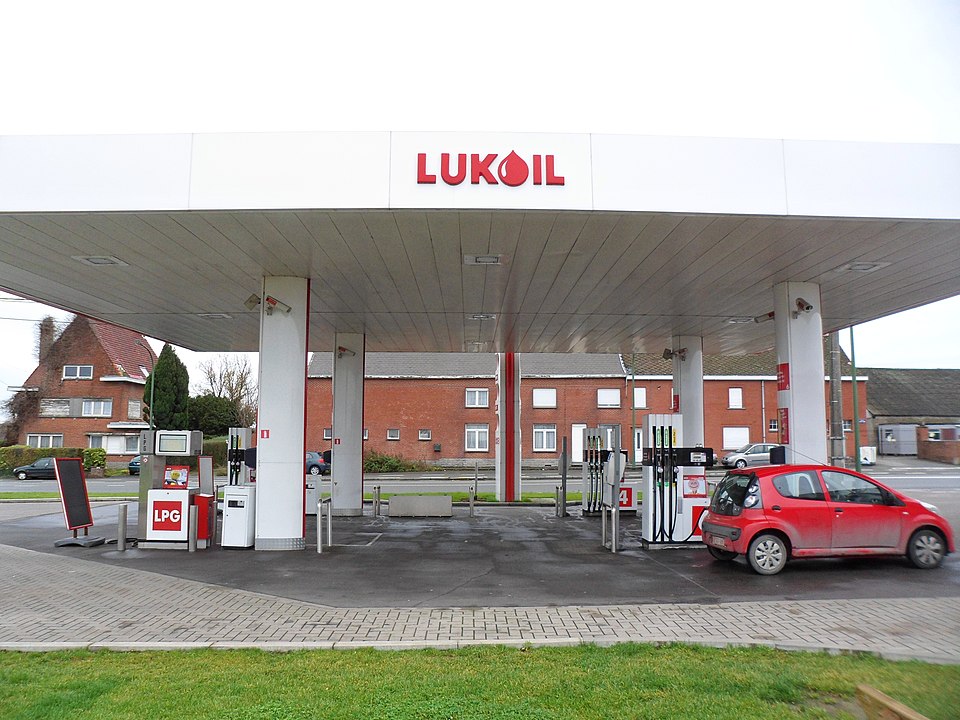 Kórház ablakából esett ki az orosz Lukoil igazgatója