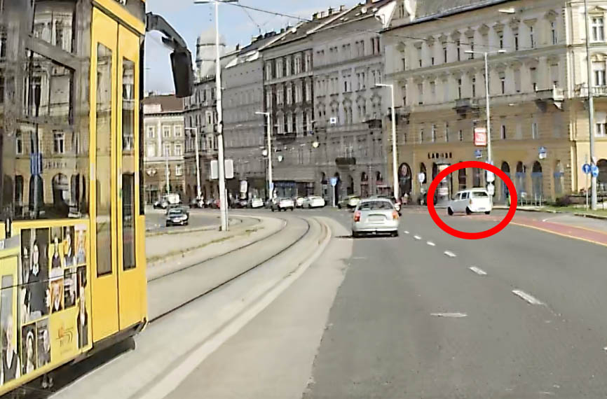 Ezt tette a Suzukival, mert azonnal a belső sávba akart menni