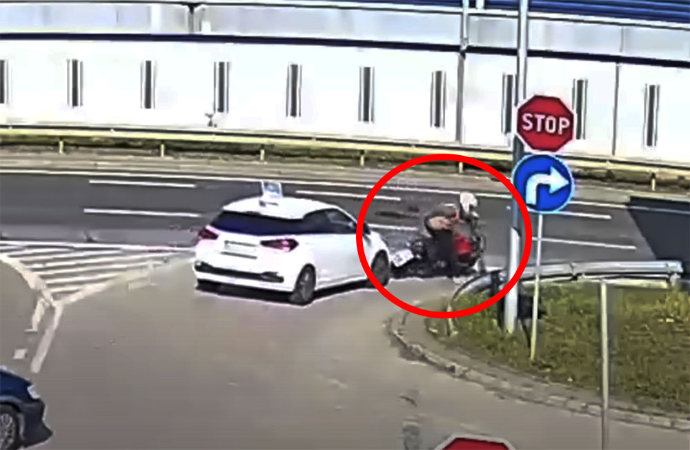 Saját oktatója ütötte el a motorost