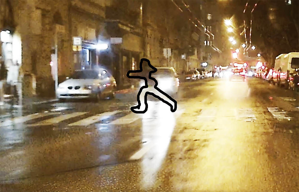 Nem szellem volt, mégsem látta a gyalogost a sofőr