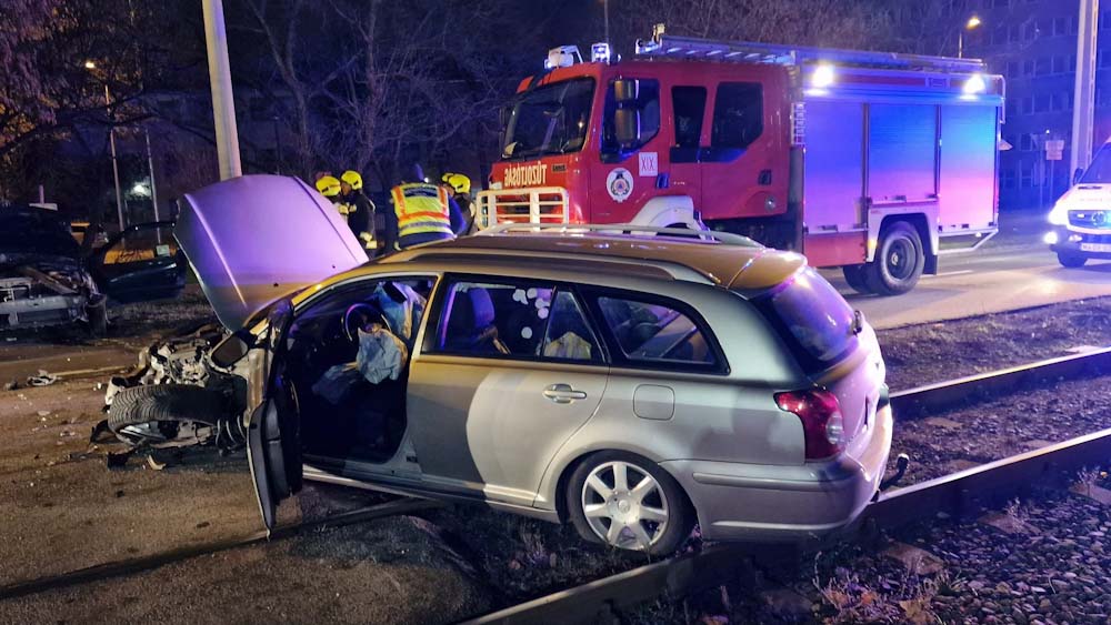 Ittas sofőr ütközött frontálisan egy másik autóval Kőbányán