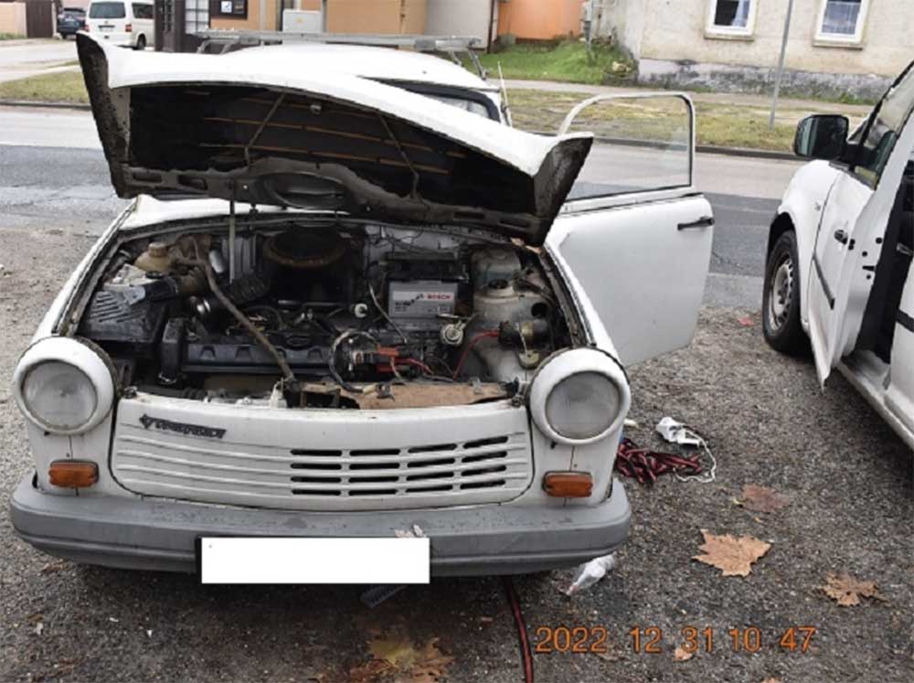 Megvan a Trabant rongálója! – Önként jelentkezett a rendőrségen