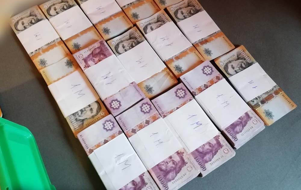 Korrupció: Újabb műszaki vizsgaállomáson áll a bál