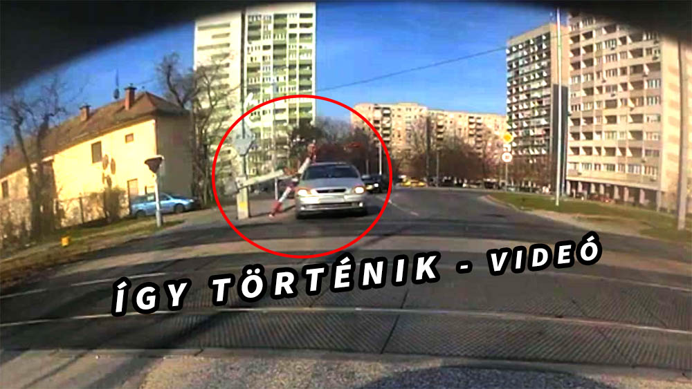 VIDEÓ: Ő is letörte a sorompó rúdját, mert szorult helyzetbe került a figyelmetlensége miatt