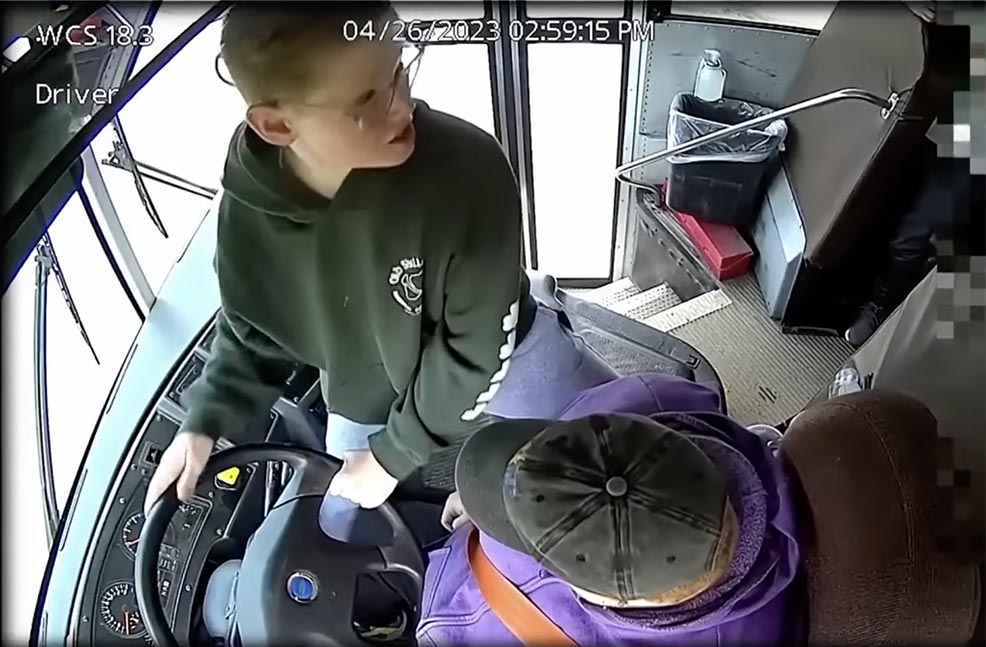VIDEÓ: 13 éves diák akadályozta meg a katasztrófát
