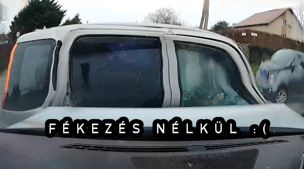 Belerohant a kamerás autó az elsőbbséget nem adó Suzukiba Érden