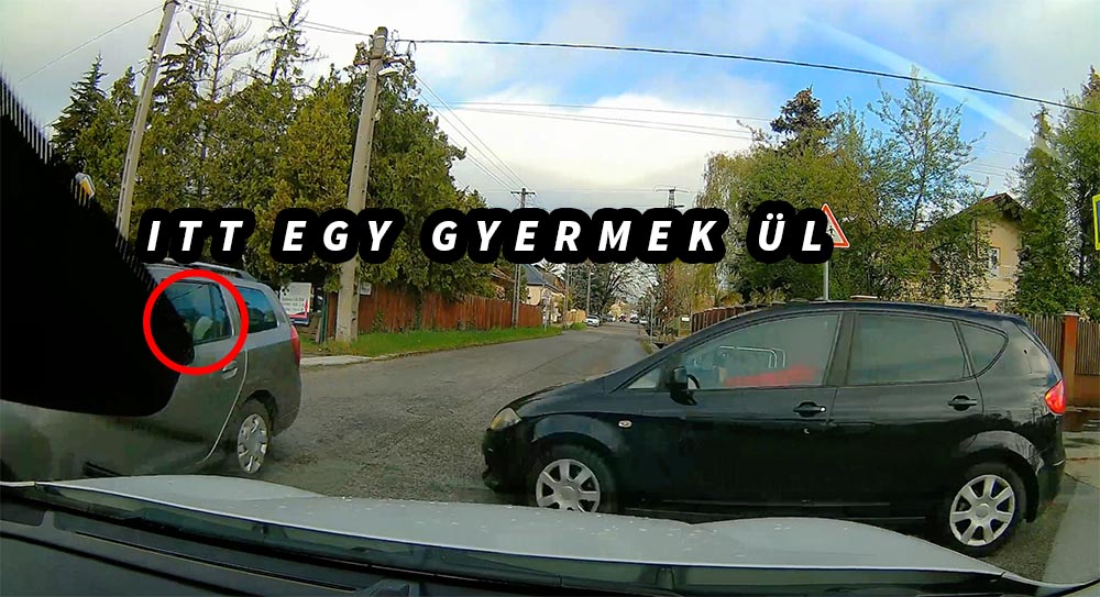 VIDEÓ: Durván benézte a STOP táblát a Seat sofőrje