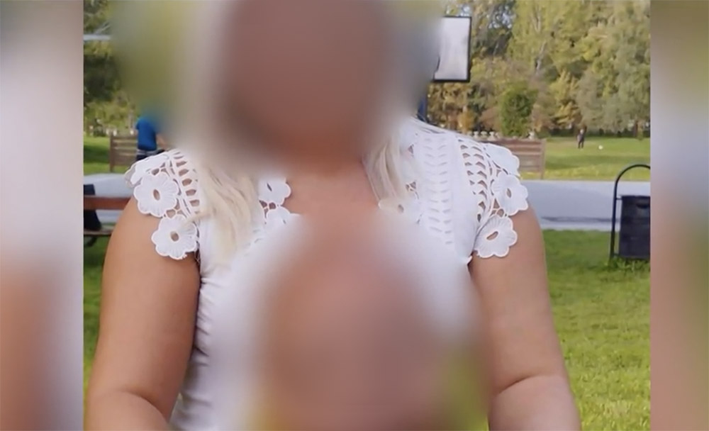 VIDEÓ: Kétéves kisfia holttestével a csomagtartóban autózott napokig a városban