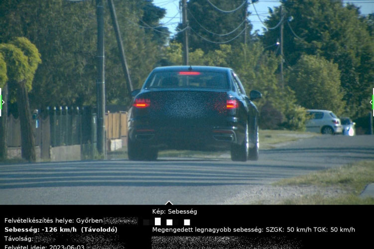 Ennyit ért 50 helyett 126-tal száguldani lakott területen belül