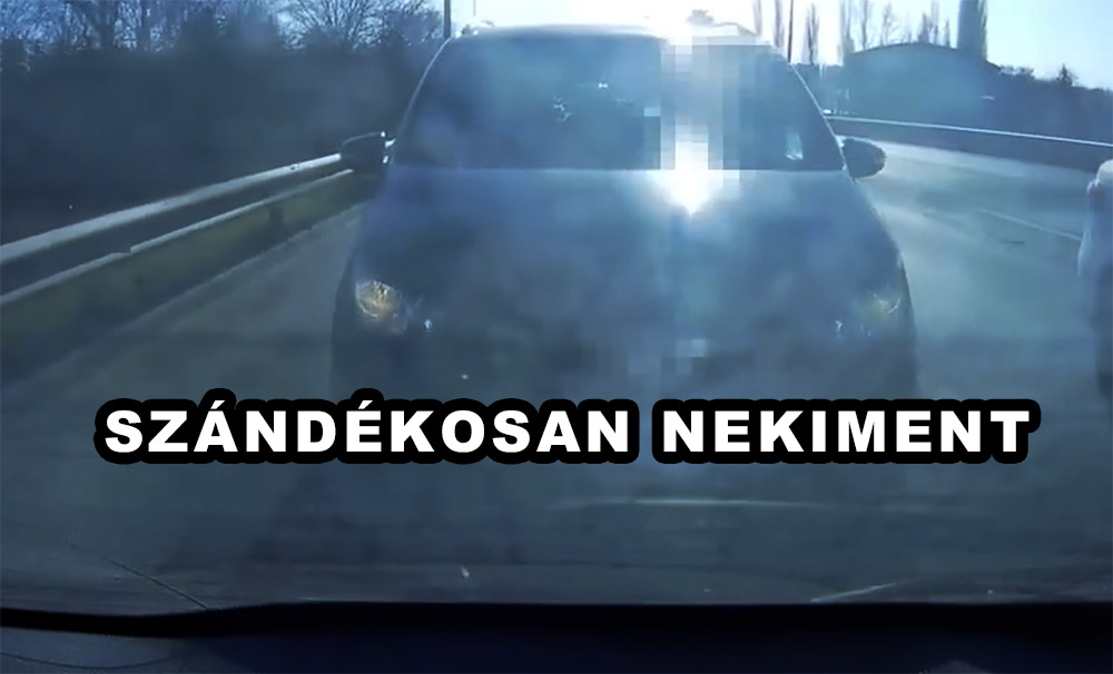 VIDEÓ: Nem engedték be a sávba, ezért szándékosan nekiment az előtte haladónak, de ez nem volt elég…