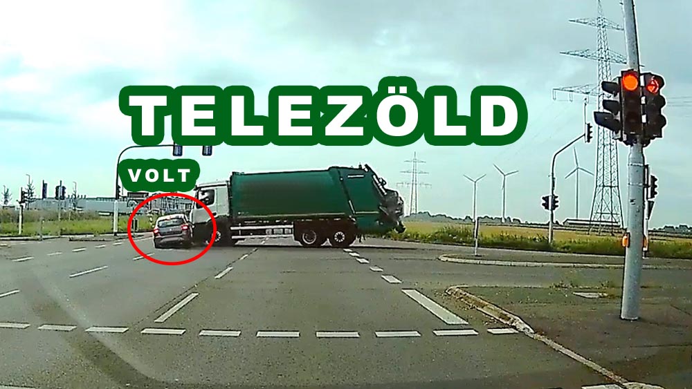 Olvasónk videója: Métereken át tolta maga előtt az elé kanyarodó kocsit egy teherautó Németországban