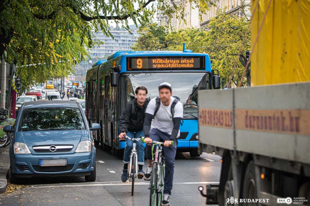 BKK: Körbeér a Nagykörúton a kerékpársáv