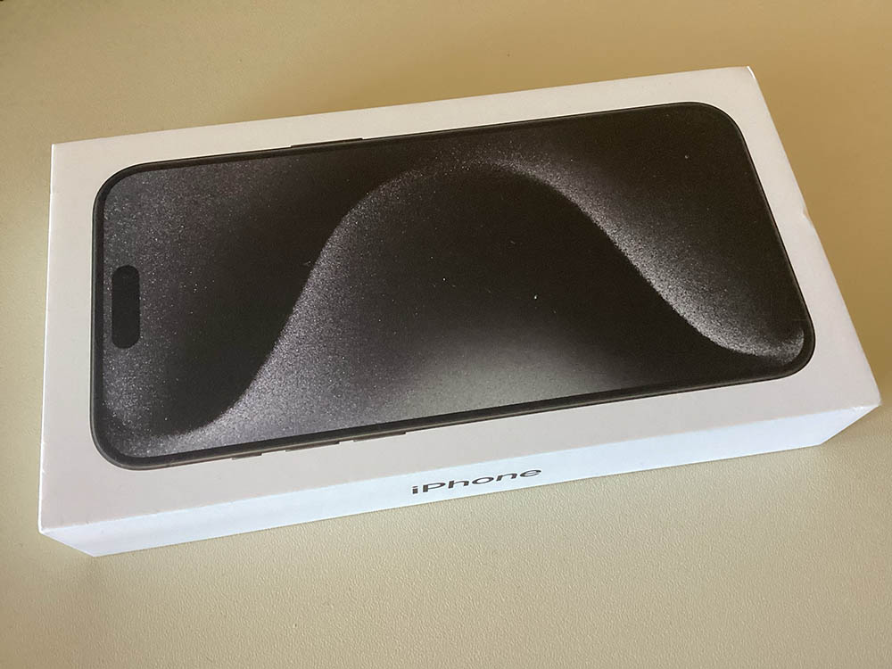 Felmerült, hogy egy bizonyos BMW típus vezeték nélküli töltője teszi tönkre az új iPhone 15 készülékeket