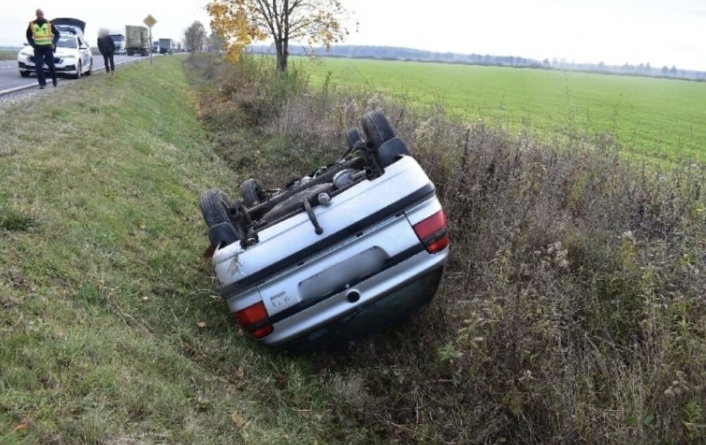 Keresik a sofőrt!
