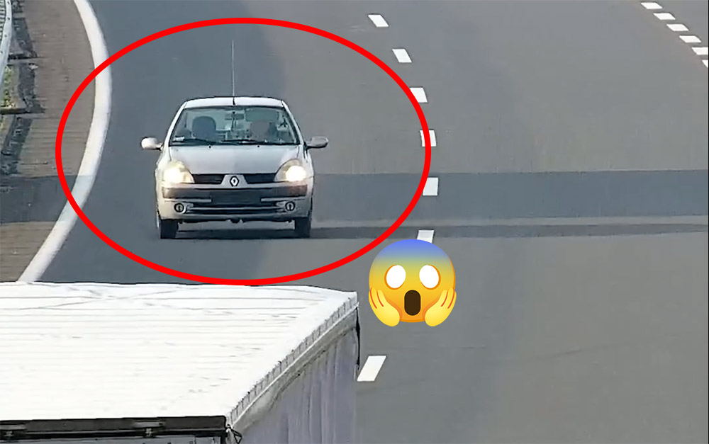 Döbbenetes dolgokat művelt a Renault sofőrje az M30-ason – VIDEÓ