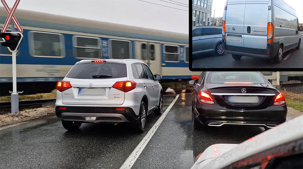 Boráros téren: „szájjá” ki! „szájjá” ki! A Mercedes sofőrje pedig egy Úr, a suzukis meg egy tahó – VIDEÓ