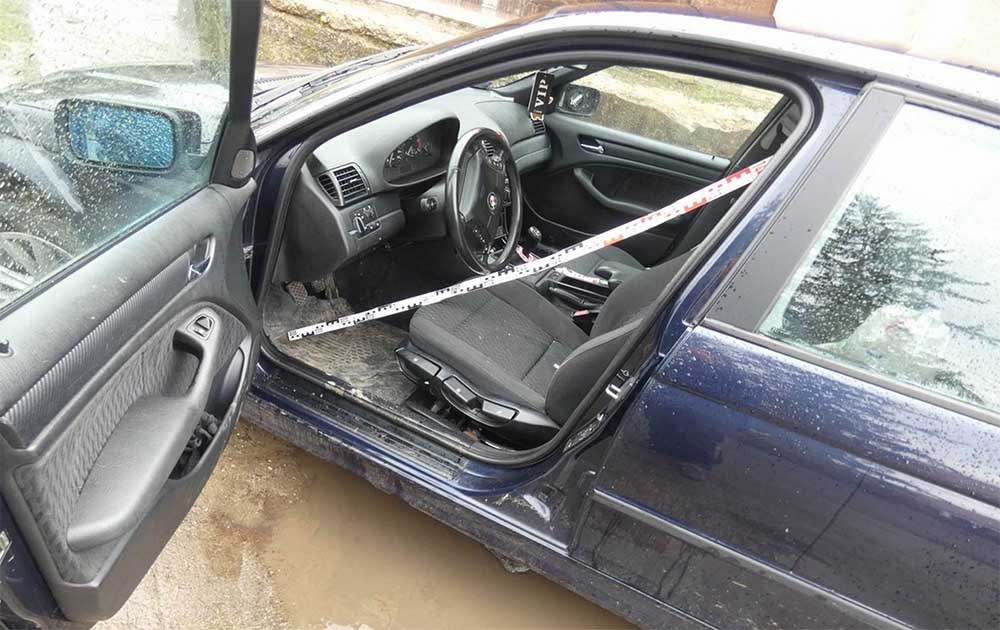 Benézett a szilveszteri bulira, hogy elkössön egy BMW-t