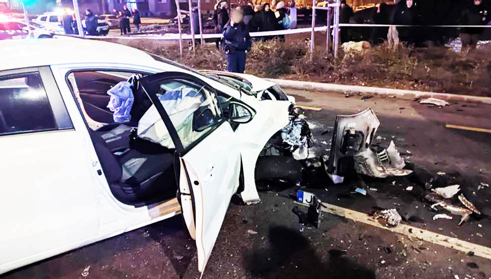 A vétlen sofőr belehalt sérüléseibe. A balesetet okozó sofőr elmenekült – FOTÓK