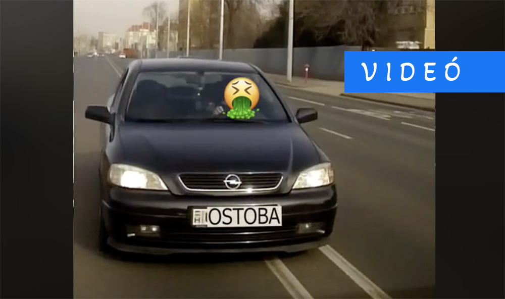 Bepöccent az opeles. Letolta a belső sávban haladót, aztán majdnem elkaszálta az autó elejét