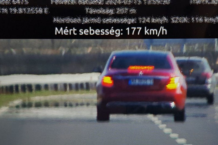 Ünnepi száguldást mutatott a rendőröknek március 15-én Nógrád vármegyében