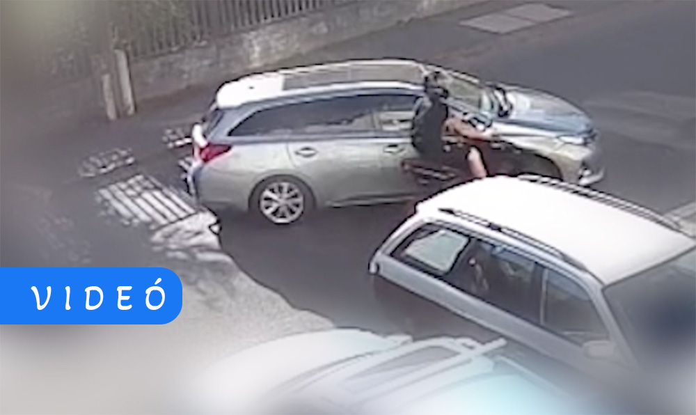 Ittasan száguldozott a robogós, majd egy autóval ütközött