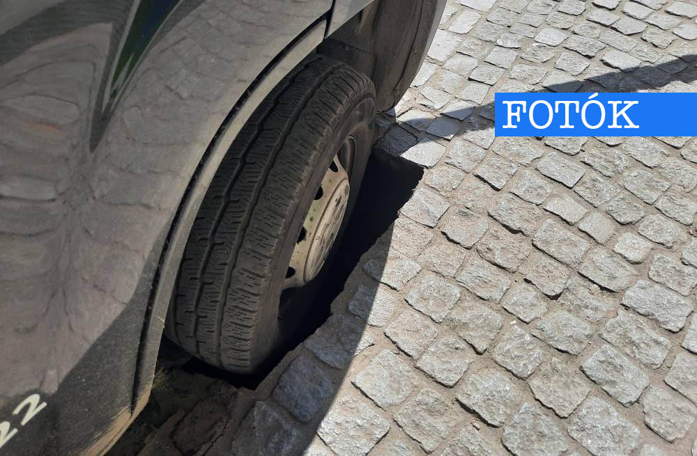 Beszakadt az út egy parkoló furgon alatt Budapesten