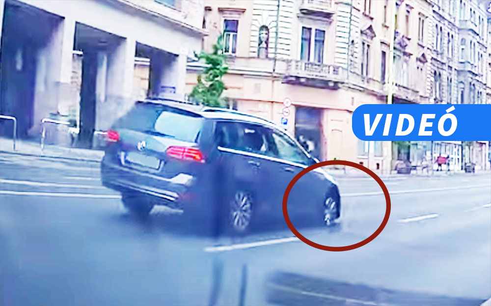 A felnin hasított végig a Rákóczi úton egy autós. Videóra vették