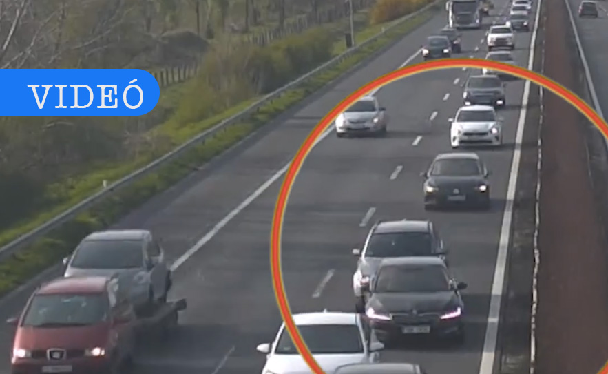 Több sofőrnek megint sikerült belerohanni az előtte haladóba az M1-esen